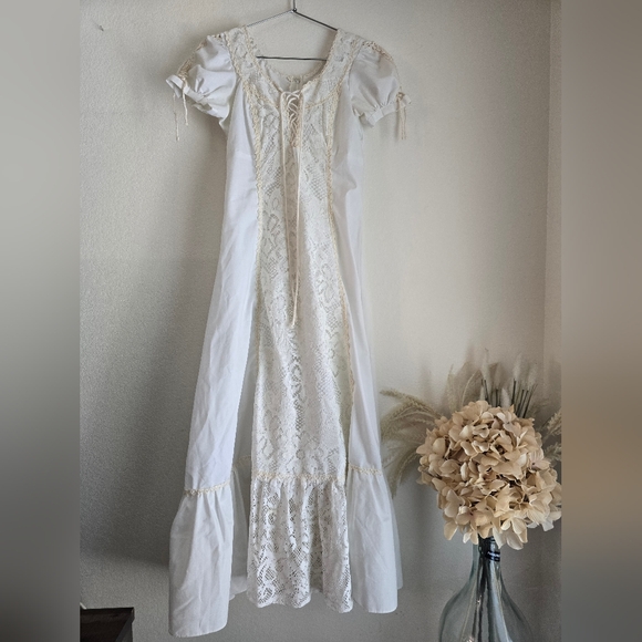 Vintage Cottagecore/Garden Party Style This dress Run Size S - Picture 2 of 13